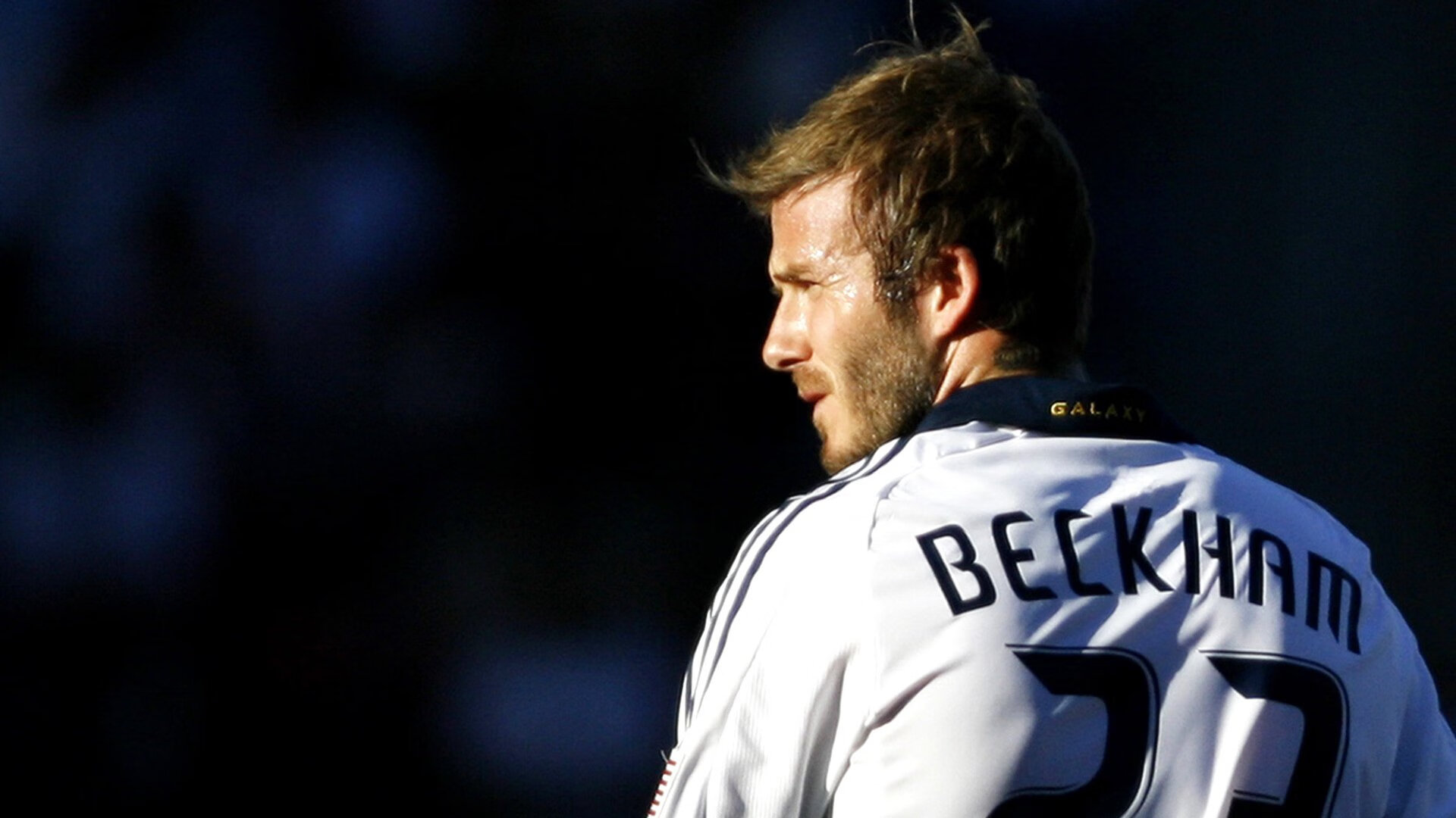 抢眼表现:球员突破射门,引爆全场,球员突破有什么用